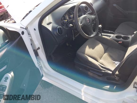 ✅ 2010 Pontiac G6 1SB • VIN: 1G2ZA5EB2A4103396 • Lot: 42014797. Wystawiony na IAAI z przebiegiem Nie podano. Bezpłatny archiwum sprzedaży aukcyjnych z USA i szczegółowy raport historii pojazdu na DreamBid. Zdjęcie 6.