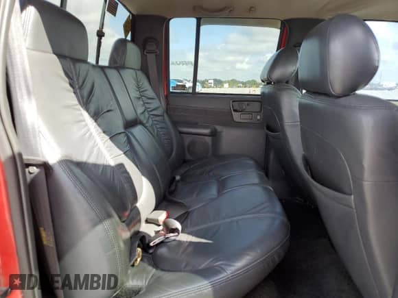 2002 Chevrolet S-10 LS с VIN 1GCDT13W62K213315, выставлен на аукционе Copart как лот 83997685 с пробегом 215 253 миль миль и Списание • Salvage title. История ставок и продаж доступна на DreamBid. Изображение 10.