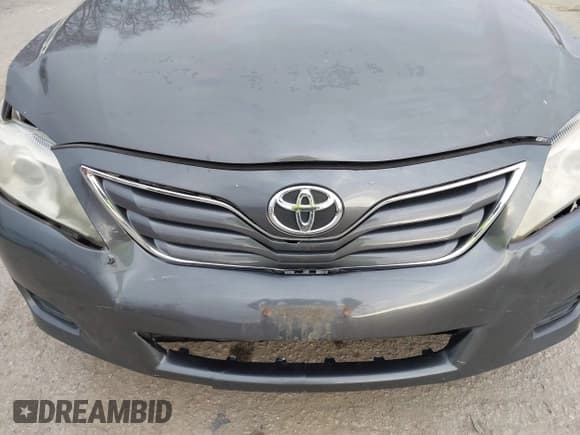 ✅ 2011 Toyota Camry LE • VIN: 4T4BF3EK0BR141957 • Lot: 43698702. Wystawiony na IAAI z przebiegiem 122 158 mil. Bezpłatny archiwum sprzedaży aukcyjnych z USA i szczegółowy raport historii pojazdu na DreamBid. Zdjęcie 6.