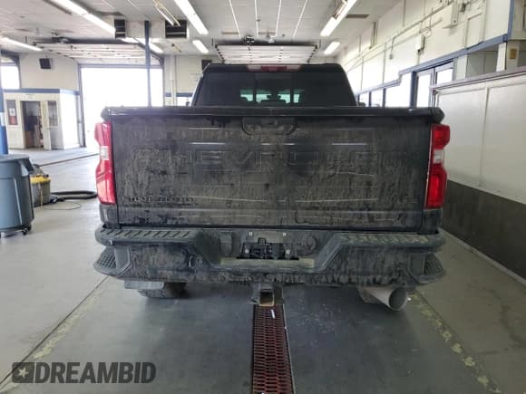 ✅ 2021 Chevrolet Silverado 2500HD LTZ • VIN: 1GC4YPEY0MF170850 • Лот: 70945795. Опубликован ранее на Copart с пробегом Не указан. Бесплатный доступ к архиву аукционных продаж из США и подробный отчёт об истории автомобиля на DreamBid. Изображение 6.