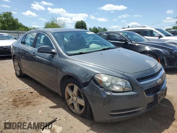 ✅ 2009 Chevrolet Malibu 1LT • VIN: 1G1ZH57BX9F252684 • Lot: 56400534. Listed on Copart with 105,085 mi. Free auction sales archive from the USA and detailed vehicle history report at DreamBid. Image 4.