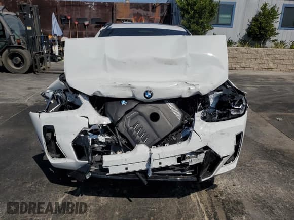 ✅ 2024 BMW X4 xDrive30i • VIN: 5UX33DT09R9T48555 • Lot: 80611905. Listed on Copart with 32,616 mi. Free auction sales archive from the USA and detailed vehicle history report at DreamBid. Image 5.