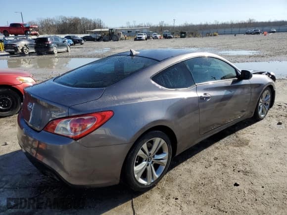 ✅ 2010 Hyundai Genesis Coupe • VIN: KMHHT6KD6AU038495 • Lot: 43470475. Wystawiony na Copart z przebiegiem 186 687 mil. Bezpłatny archiwum sprzedaży aukcyjnych z USA i szczegółowy raport historii pojazdu na DreamBid. Zdjęcie 3.