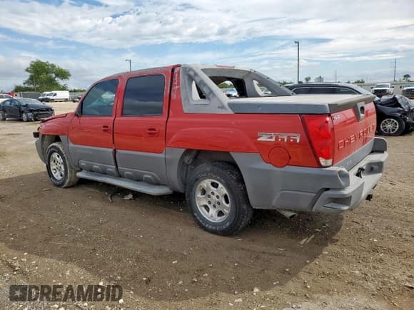 ✅ 2002 Chevrolet Avalanche • VIN: 3GNEC13T22G304607 • Lot: 84202365. Listed on Copart with 177,044 mi. Free auction sales archive from the USA and detailed vehicle history report at DreamBid. Image 2.
