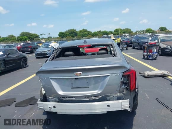 ✅ 2022 Cadillac CT5 Premium Luxury • VIN: 1G6DN5RK9N0126405 • Lot: 42367035. Listed on IAAI with 46,086 mi. Free auction sales archive from the USA and detailed vehicle history report at DreamBid. Image 17.