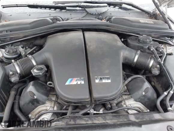 ✅ 2006 BMW 5 Series M5 • VIN: WBSNB93546B581729 • Lot: 43755152. Wystawiony na IAAI z przebiegiem 136 147 mil. Bezpłatny archiwum sprzedaży aukcyjnych z USA i szczegółowy raport historii pojazdu na DreamBid. Zdjęcie 10.