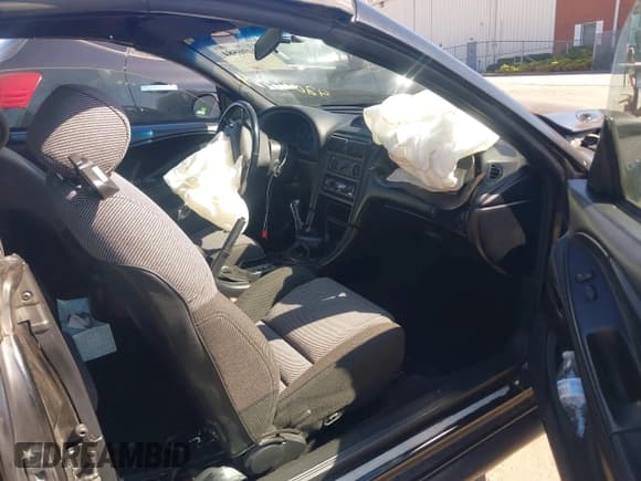 ✅ 1994 Ford Mustang • VIN: 1FALP45T7RF189524 • Lot: 42096584. Listed on IAAI with 173,790 mi. Free auction sales archive from the USA and detailed vehicle history report at DreamBid. Image 5.