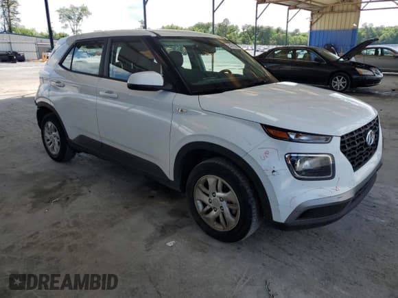 ✅ 2021 Hyundai Venue SE • VIN: KMHRB8A32MU114729 • Lot: 54370385. Listed on Copart with 21,950 mi. Free auction sales archive from the USA and detailed vehicle history report at DreamBid. Image 4.