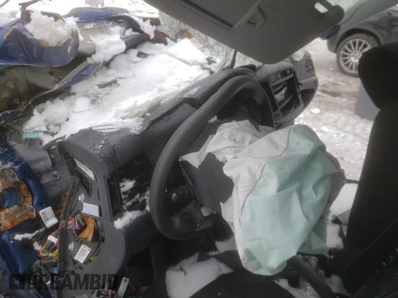 ✅ 2009 Hyundai Accent L • VIN: KMHCN35C99U109366 • Лот: 56404774. Опубликован ранее на Copart с пробегом Не указан. Бесплатный доступ к архиву аукционных продаж из США и подробный отчёт об истории автомобиля на DreamBid. Изображение 9.