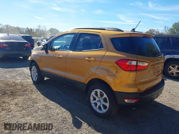 ✅ 2022 Ford EcoSport SE • VIN: MAJ6S3GL1NC466635 • Lot: 43452651. Wystawiony na IAAI z przebiegiem 14 065 mil. Bezpłatny archiwum sprzedaży aukcyjnych z USA i szczegółowy raport historii pojazdu na DreamBid. Zdjęcie 3.