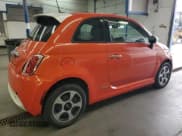 ✅ 2016 FIAT 500e • VIN: 3C3CFFGE3GT113717 • Lot: 90902065. Listed on Copart with 40,232 mi. Free auction sales archive from the USA and detailed vehicle history report at DreamBid. Image 3.