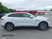 ✅ 2019 Jaguar F-Pace 25t Prestige • VIN: SADCK2GX3KA602396 • Lot: 42377936. Wystawiony na IAAI z przebiegiem 58 274 mil. Bezpłatny archiwum sprzedaży aukcyjnych z USA i szczegółowy raport historii pojazdu na DreamBid. Zdjęcie 13.
