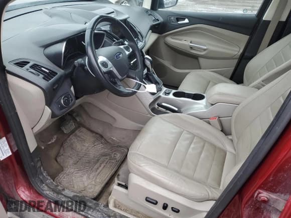 ✅ 2014 Ford C-Max SEL • VIN: 1FADP5BU8EL501918 • Lot: 50032795. Wystawiony na Copart z przebiegiem 206 698 mil. Bezpłatny archiwum sprzedaży aukcyjnych z USA i szczegółowy raport historii pojazdu na DreamBid. Zdjęcie 7.