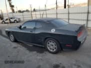 ✅ 2010 Dodge Challenger SE • VIN: 2B3CJ4DVXAH212457 • Lot: 87268434. Wystawiony na Copart z przebiegiem Nie podano. Bezpłatny archiwum sprzedaży aukcyjnych z USA i szczegółowy raport historii pojazdu na DreamBid. Zdjęcie 2.