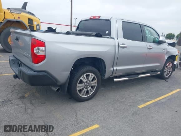 ✅ 2014 Toyota Tundra 1794 Edition • VIN: 5TFGY5F14EX149417 • Лот: 42142802. Опубликован ранее на IAAI с пробегом 67 801 миль. Бесплатный доступ к архиву аукционных продаж из США и подробный отчёт об истории автомобиля на DreamBid. Изображение 4.