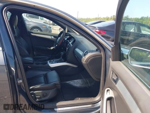 ✅ 2011 Audi S4 Premium Plus • VIN: WAUBGAFL8BA058587 • Lot: 42516893. Listed on IAAI with 161,715 mi. Free auction sales archive from the USA and detailed vehicle history report at DreamBid. Image 5.