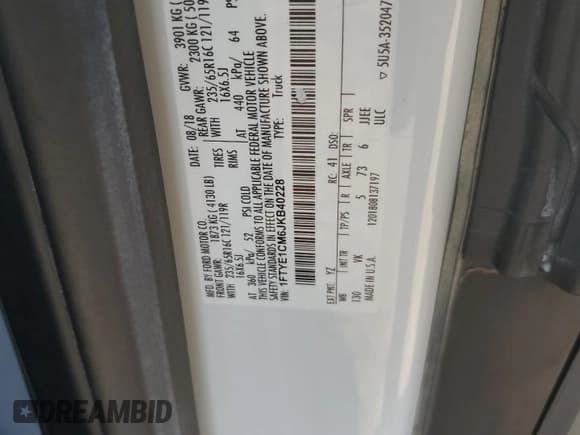 ✅ 2018 Ford Transit • VIN: 1FTYE1CM6JKB40228 • Лот: 69021134. Опубликован ранее на Copart с пробегом Не указан. Бесплатный доступ к архиву аукционных продаж из США и подробный отчёт об истории автомобиля на DreamBid. Изображение 13.