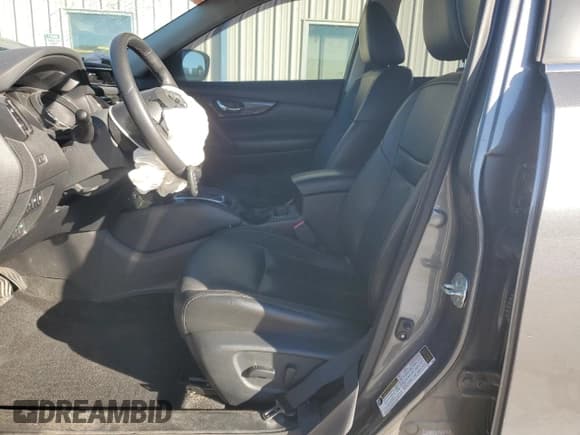 ✅ 2018 Nissan Rogue SL • VIN: 5N1AT2MT5JC785462 • Lot: 82621425. Wystawiony na Copart z przebiegiem 94 945 mil. Bezpłatny archiwum sprzedaży aukcyjnych z USA i szczegółowy raport historii pojazdu na DreamBid. Zdjęcie 7.