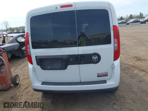 ✅ 2017 Ram ProMaster City Cargo Tradesman SLT • VIN: ZFBERFBBXH6D69847 • Lot: 42113553. Wystawiony na IAAI z przebiegiem 223 315 mil. Bezpłatny archiwum sprzedaży aukcyjnych z USA i szczegółowy raport historii pojazdu na DreamBid. Zdjęcie 16.