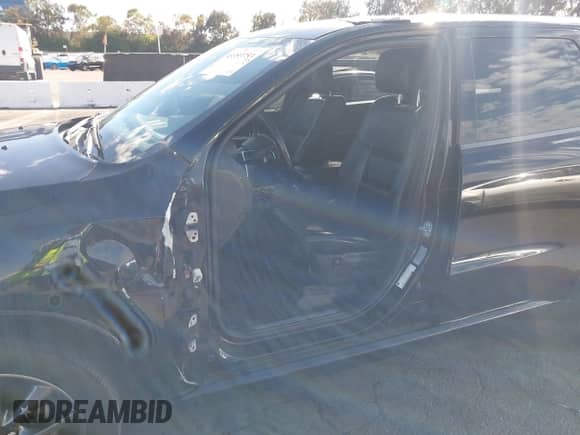 2017 Dodge Durango GT with VIN 1C4RDHDG1HC703120, listed as a IAAI auction lot 43353753 with 190,332 mi miles and . Bid and sale history available at DreamBid. Image 6.