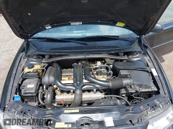 ✅ 2002 Volvo S80 • VIN: YV1TS91D021248950 • Lot: 42416721. Wystawiony na IAAI z przebiegiem 216 210 mil. Bezpłatny archiwum sprzedaży aukcyjnych z USA i szczegółowy raport historii pojazdu na DreamBid. Zdjęcie 10.