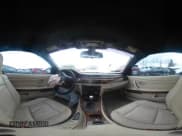 ✅ 2008 BMW 3 Series 335i • VIN: WBAWL73528PX57449 • Лот: 43813970. Опубликован ранее на IAAI с пробегом Не указан. Бесплатный доступ к архиву аукционных продаж из США и подробный отчёт об истории автомобиля на DreamBid. Изображение 19.