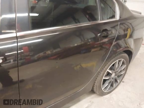 ✅ 2009 Pontiac G8 • VIN: 6G2ER57749L168187 • Лот: 43892539. Опубликован ранее на IAAI с пробегом 135 497 миль. Бесплатный доступ к архиву аукционных продаж из США и подробный отчёт об истории автомобиля на DreamBid. Изображение 6.