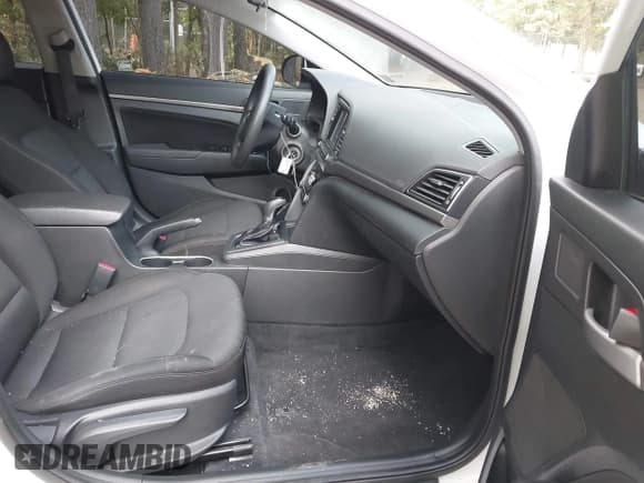 ✅ 2018 Hyundai Elantra SEL • VIN: 5NPD84LFXJH324577 • Lot: 43319119. Listed on IAAI with 145,110 mi. Free auction sales archive from the USA and detailed vehicle history report at DreamBid. Image 5.