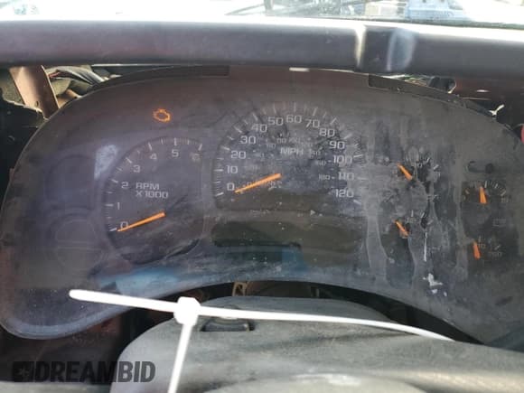 ✅ 2003 Chevrolet Silverado 1500 Work Truck • VIN: 1GCEC14X63Z153945 • Лот: 81243164. Опубликован ранее на Copart с пробегом Не указан. Бесплатный доступ к архиву аукционных продаж из США и подробный отчёт об истории автомобиля на DreamBid. Изображение 9.