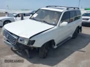 ✅ 2000 Toyota Land Cruiser • VIN: JT3HT05J1Y0092165 • Lot: 42067694. Wystawiony na IAAI z przebiegiem 351 568 mil. Bezpłatny archiwum sprzedaży aukcyjnych z USA i szczegółowy raport historii pojazdu na DreamBid. Zdjęcie 6.