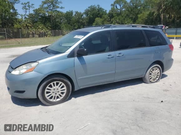 2009 Toyota Sienna LE with VIN 5TDBK23C89S028157, listed as a Copart auction lot 57068145 with 200,942 mi miles and Clean title. Bid and sale history available at DreamBid. Image 1.