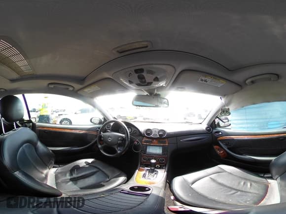 ✅ 2007 Mercedes-Benz CLK 350 • VIN: WDBTJ56H47F228478 • Lot: 42368188. Listed on IAAI with 113,731 mi. Free auction sales archive from the USA and detailed vehicle history report at DreamBid. Image 18.