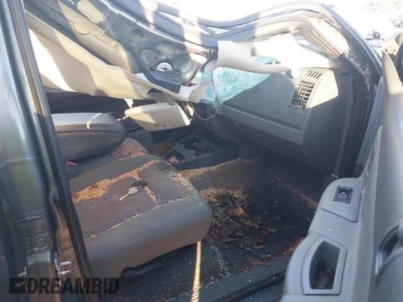 ✅ 2007 Dodge Dakota SLT • VIN: 1D7HE48P27S230317 • Лот: 40474858. Опубликован ранее на IAAI с пробегом 198 417 миль. Бесплатный доступ к архиву аукционных продаж из США и подробный отчёт об истории автомобиля на DreamBid. Изображение 5.