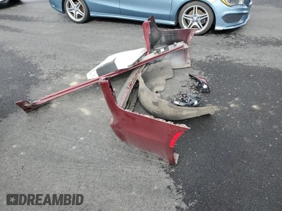 ✅ 2020 Chrysler Pacifica Touring L • VIN: 2C4RC1BG6LR109880 • Lot: 91233845. Listed on Copart with 67,782 mi. Free auction sales archive from the USA and detailed vehicle history report at DreamBid. Image 13.