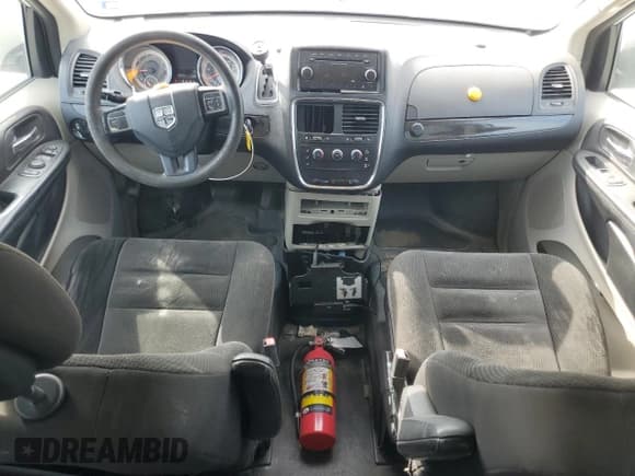 ✅ 2017 Dodge Grand Caravan SE • VIN: 2C7WDGBG9HR738806 • Lot: 85950675. Wystawiony na Copart z przebiegiem 145 436 mil. Bezpłatny archiwum sprzedaży aukcyjnych z USA i szczegółowy raport historii pojazdu na DreamBid. Zdjęcie 8.