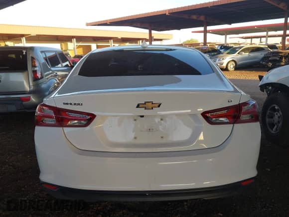 2020 Chevrolet Malibu LT с VIN 1G1ZD5ST2LF030689, выставлен на аукционе IAAI как лот 43331903 с пробегом 93 610 миль миль и . История ставок и продаж доступна на DreamBid. Изображение 17.