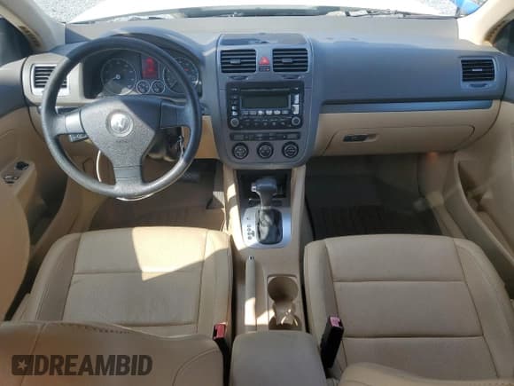 ✅ 2005 Volkswagen Jetta 2.5L • VIN: 3VWSG71KX5M642644 • Лот: 71512705. Опубликован ранее на Copart с пробегом 143 817 миль. Бесплатный доступ к архиву аукционных продаж из США и подробный отчёт об истории автомобиля на DreamBid. Изображение 8.