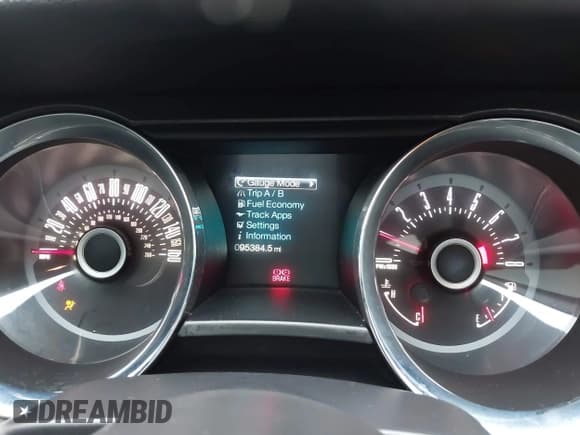 ✅ 2013 Ford Mustang GT Premium • VIN: 1ZVBP8CF4D5200968 • Lot: 43536098. Listed on IAAI with 95,384 mi. Free auction sales archive from the USA and detailed vehicle history report at DreamBid. Image 7.