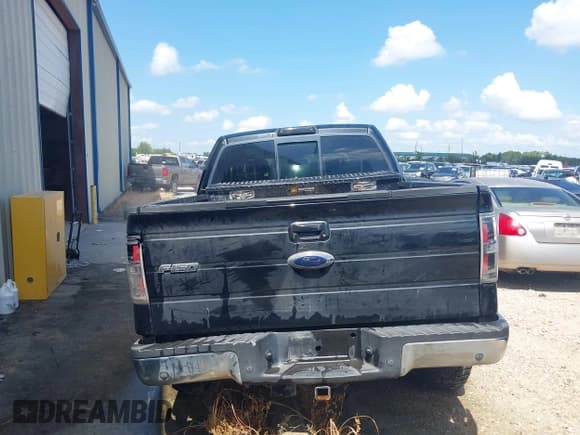 ✅ 2009 Ford F-150 XL • VIN: 1FTPW14V39FA33027 • Lot: 42804306. Listed on IAAI with 199,817 mi. Free auction sales archive from the USA and detailed vehicle history report at DreamBid. Image 16.