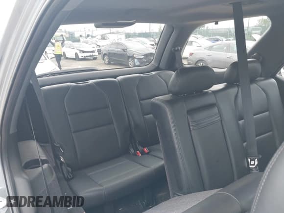 ✅ 2001 Acura MDX Touring • VIN: 2HNYD18681H529547 • Lot: 42682981. Wystawiony na IAAI z przebiegiem 174 902 mil. Bezpłatny archiwum sprzedaży aukcyjnych z USA i szczegółowy raport historii pojazdu na DreamBid. Zdjęcie 8.