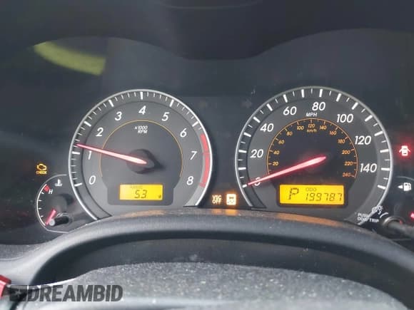 ✅ 2010 Toyota Corolla S • VIN: 2T1BU4EE2AC294906 • Лот: 43706208. Опубликован ранее на IAAI с пробегом 199 787 миль. Бесплатный доступ к архиву аукционных продаж из США и подробный отчёт об истории автомобиля на DreamBid. Изображение 7.