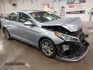 ✅ 2015 Hyundai Sonata SE • VIN: 5NPE24AFXFH211566 • Lot: 43193389. Wystawiony na IAAI z przebiegiem 113 185 mil mil. Skorzystaj z bezpłatnego archiwum sprzedaży aukcyjnych z USA i zobacz szczegółowy raport historii pojazdu na DreamBid. Zdjęcie 1.