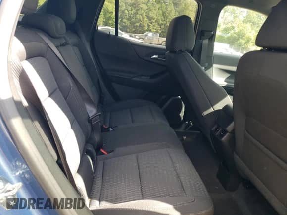 ✅ 2026 Chevrolet Equinox FWD LT • VIN: 3GNAXHEG7TL116220 • Lot: 84878745. Listed on Copart with 2,410 mi. Free auction sales archive from the USA and detailed vehicle history report at DreamBid. Image 11.