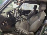 ✅ 2014 MINI Convertible S • VIN: WMWZP3C50ET298564 • Лот: 93532525. Опубликован ранее на Copart с пробегом 120 740 миль. Бесплатный доступ к архиву аукционных продаж из США и подробный отчёт об истории автомобиля на DreamBid. Изображение 7.