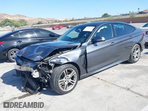 ✅ 2016 BMW 3 Series 328i Gran Turismo xDrive • VIN: WBA8Z5C56GGS37586 • Lot: 42533265. Wystawiony na IAAI z przebiegiem 125 436 mil. Bezpłatny archiwum sprzedaży aukcyjnych z USA i szczegółowy raport historii pojazdu na DreamBid. Zdjęcie 2.