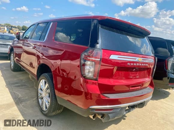 ✅ 2023 Chevrolet Suburban High Country • VIN: 1GNSKGKLXPR283782 • Lot: 71416185. Wystawiony na Copart z przebiegiem 119 374 mil. Bezpłatny archiwum sprzedaży aukcyjnych z USA i szczegółowy raport historii pojazdu na DreamBid. Zdjęcie 2.