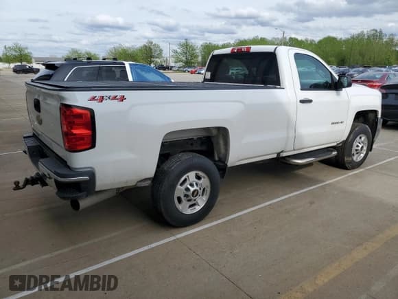 ✅ 2018 Chevrolet Silverado 2500HD • VIN: 1GC0KUEY8JZ302262 • Лот: 53911065. Опубликован ранее на Copart с пробегом 246 684 миль. Бесплатный доступ к архиву аукционных продаж из США и подробный отчёт об истории автомобиля на DreamBid. Изображение 3.