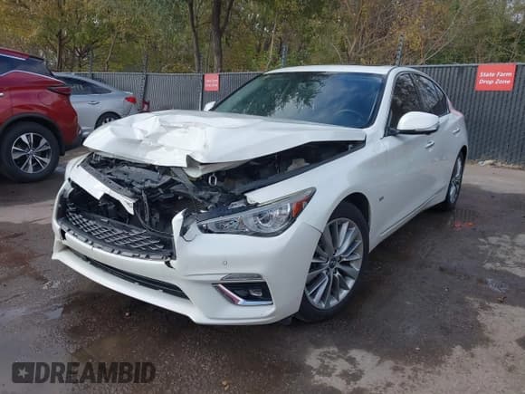 ✅ 2018 Infiniti Q50 Sport • VIN: JN1EV7AP1JM353081 • Lot: 43629948. Listed on IAAI with 84,349 mi. Free auction sales archive from the USA and detailed vehicle history report at DreamBid. Image 2.