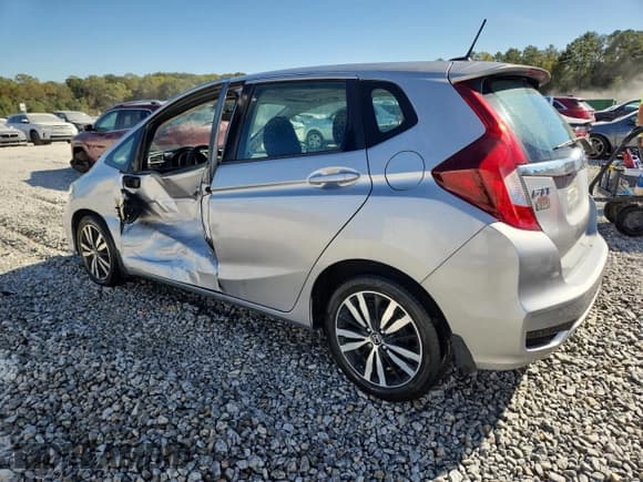 ✅ 2019 Honda Fit EX • VIN: 3HGGK5H85KM725613 • Lot: 90026925. Wystawiony na Copart z przebiegiem 50 701 mil. Bezpłatny archiwum sprzedaży aukcyjnych z USA i szczegółowy raport historii pojazdu na DreamBid. Zdjęcie 2.