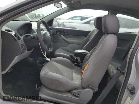 ✅ 2007 Ford Focus S • VIN: 1FAFP31N27W198871 • Лот: 70562925. Опубликован ранее на Copart с пробегом 112 022 миль. Бесплатный доступ к архиву аукционных продаж из США и подробный отчёт об истории автомобиля на DreamBid. Изображение 7.